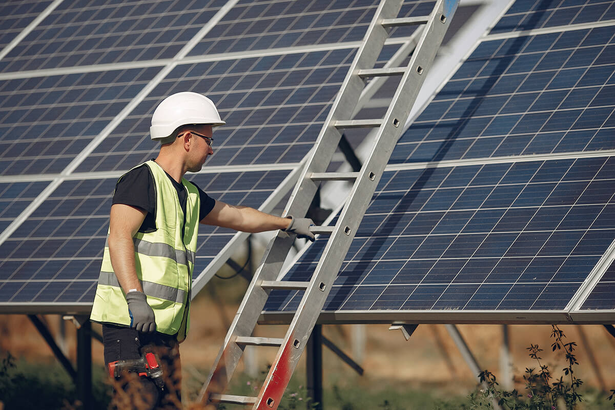 Regler for solcellepanel